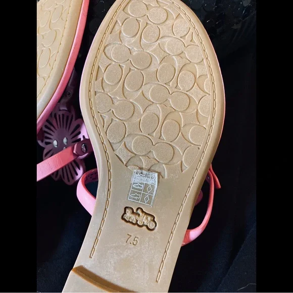 Coach Julia Tea Rose Sandals NWOT - Picture 10 of 13